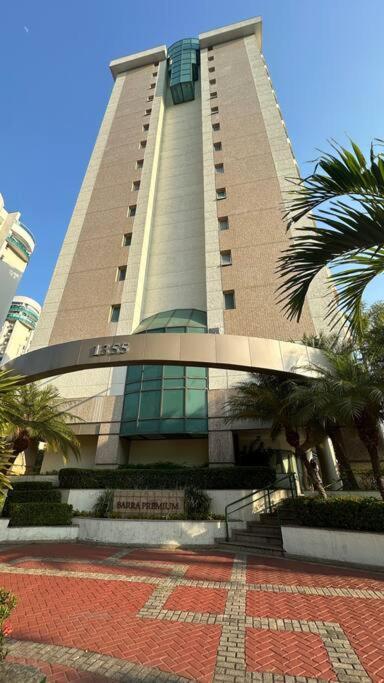Apartamento Barra Premium-flat 1203-3 Piscina, Academia, Ate 4 *