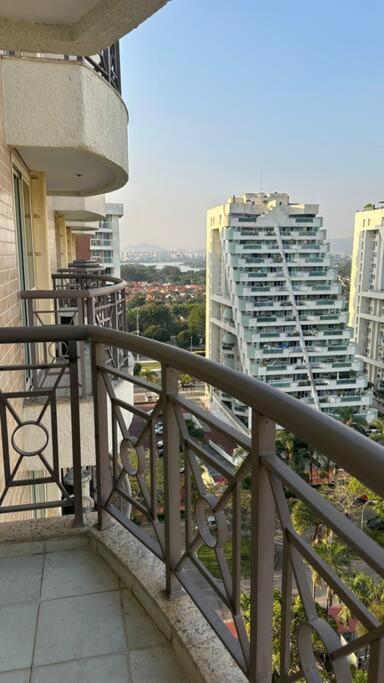 Apartamento Barra Premium-flat 1203-3 Piscina, Academia, Ate 4